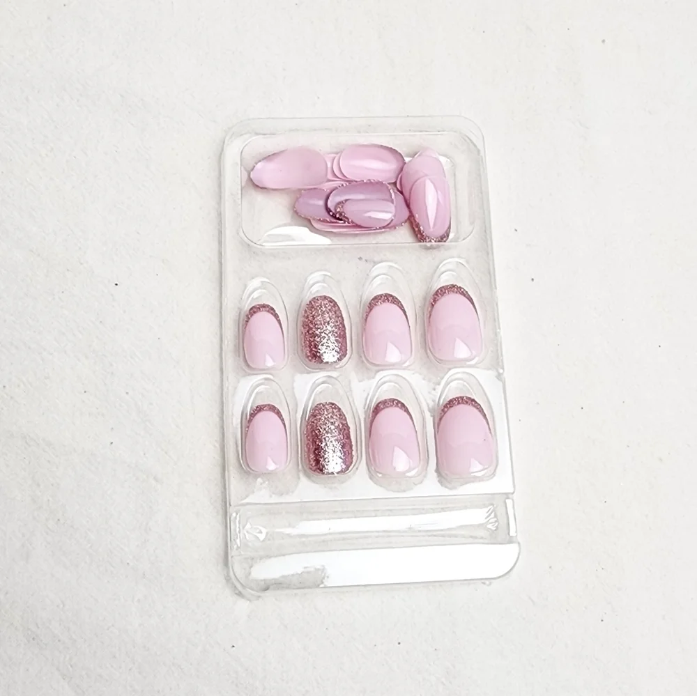 N/A 24 pieces